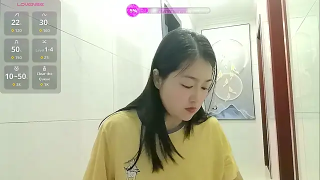 luoxuwen online show from 21, 4, 2026