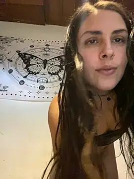 isadelasestrellas online show from 14, 5, 2026