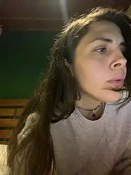 Snapshot of isadelasestrellas chatting on 4, 8, 2026 isadelasestrellas online show from 4, 8, 2026