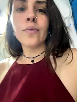 isadelasestrellas online show from 13, 11, 2025