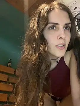 isadelasestrellas online show from 15, 4, 2026