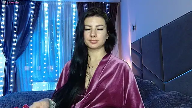 Snapshot of NessyStar chatting on 2, 3, 2025 NessyStar online show from 2, 3, 2025