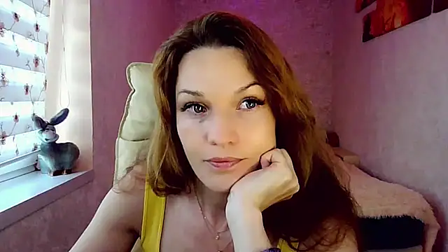 impossibleluna online show from 6, 7, 2026