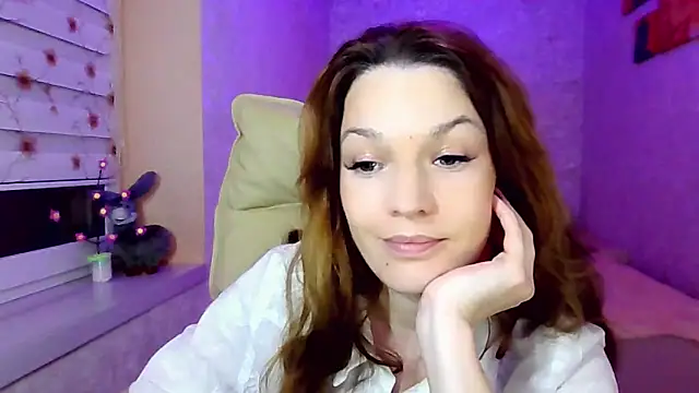 impossibleluna online show from 8, 5, 2026