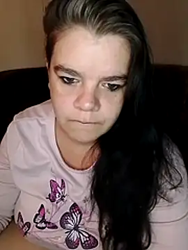 Hornyparratjie online show from 29, 11, 2025