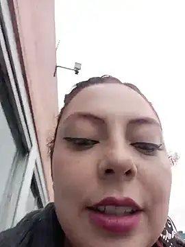 madelaine- online show from 6, 6, 2026
