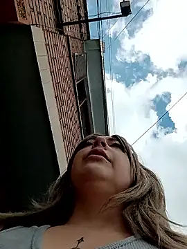 madelaine- online show from 20, 12, 2025