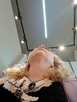 madelaine- online show from 1, 11, 2025