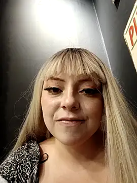 madelaine- online show from 9, 2, 2025