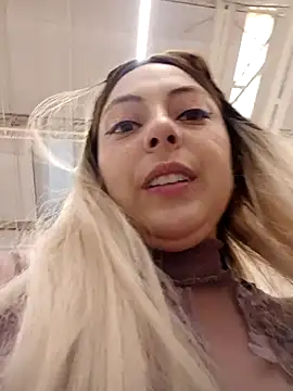 madelaine- online show from 20, 10, 2025