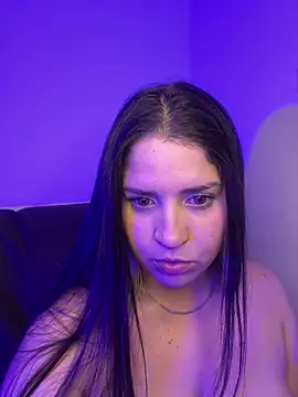 Snapshot of valentina_jonnes1 chatting on 17, 5, 2026 valentina jonnes1 online show from 17, 5, 2026