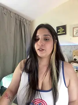 Snapshot of valentina_jonnes1 chatting on 12, 12, 2024 valentina jonnes1 online show from 12, 12, 2024