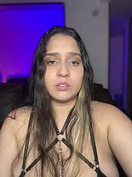 Snapshot of valentina_jonnes1 chatting on 22, 3, 2025 valentina jonnes1 online show from 22, 3, 2025