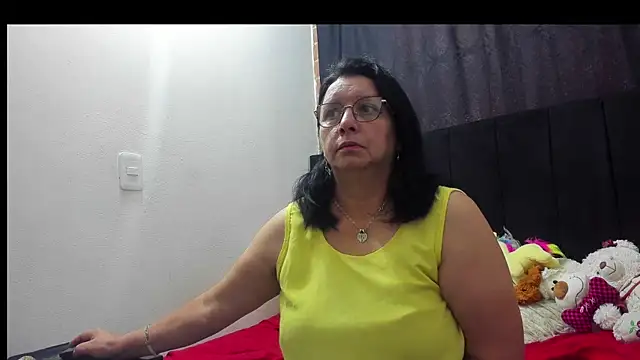 Evaaross 2345 online show from 11, 1, 2026