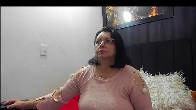 Evaaross 2345 online show from 9, 2, 2026