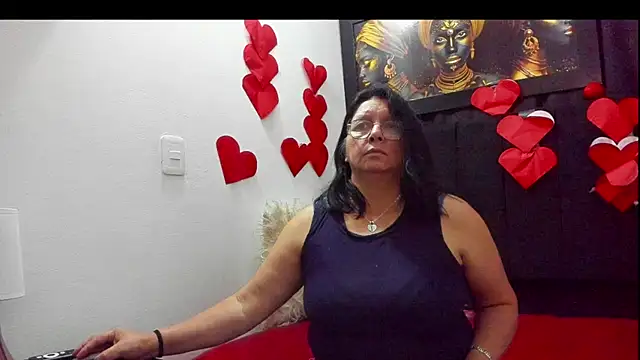Evaaross 2345 online show from 17, 2, 2025
