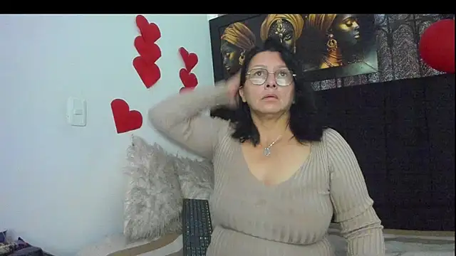 Evaaross 2345 online show from 20, 2, 2025