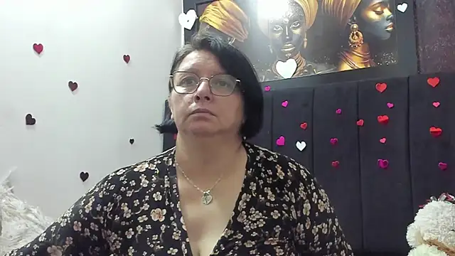 Evaaross 2345 online show from 25, 3, 2026