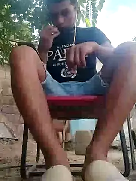 brattcumhot  online show from 23, 12, 2024