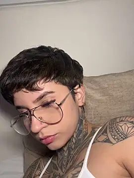 AliceShazaham  online show from 26, 3, 2026