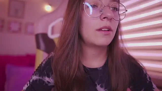 milly kenner online show from 14, 4, 2026