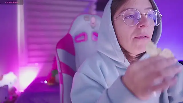 milly kenner online show from 10, 11, 2025