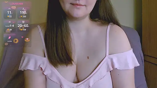 ChubbyMaia online show from 5, 2, 2025
