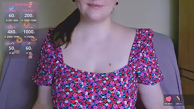 ChubbyMaia online show from 2, 2, 2025