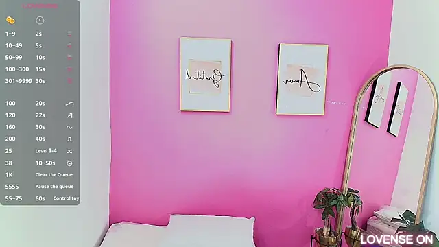 Snapshot of littleebonymommy chatting on 17, 3, 2025 littleebonymommy online show from 17, 3, 2025