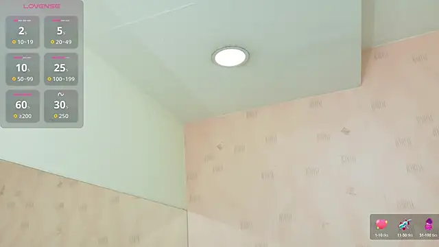 littleebonymommy online show from 4, 11, 2025