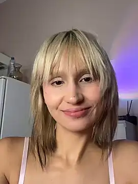 Snapshot of bigbabykiki chatting on 18, 9, 2025 bigbabykiki online show from 18, 9, 2025