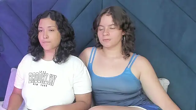 ivy and molly online show from 27, 9, 2025