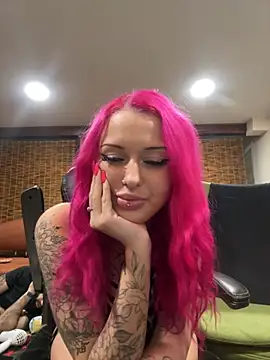 Snapshot of hellokittyy024 chatting on 9, 1, 2025 hellokittyy024 online show from 9, 1, 2025