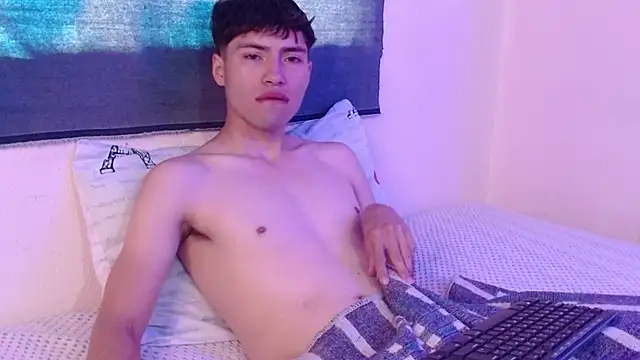 nolanjay  online show from 20, 2, 2025