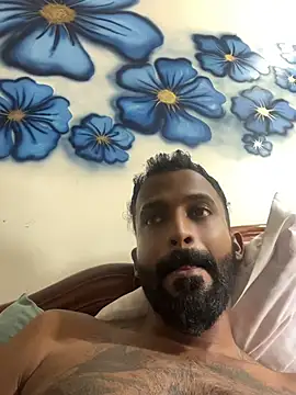 Snapshot of bigfatdick111 chatting on 28, 5, 2026 bigfatdick111 online show from 28, 5, 2026