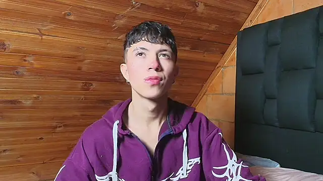 Justyn Ross online show from 27, 10, 2025