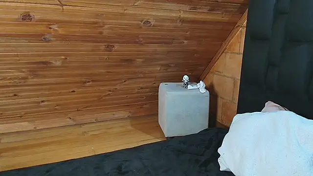 Justyn Ross online show from 2, 11, 2025