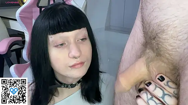 Snapshot of Vailyreb_ chatting on 4, 2, 2026 Vailyreb online show from 4, 2, 2026