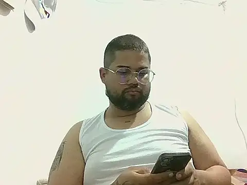 GABRIELGARCIA1313 online show from 13, 1, 2026