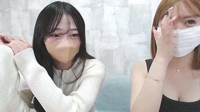 LOVE MOMO LOVE online show from 29, 11, 2025