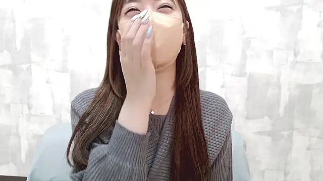 LOVE MOMO LOVE online show from 26, 10, 2025