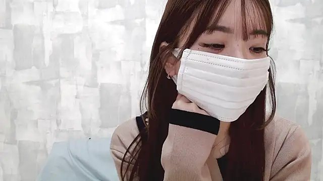 LOVE MOMO LOVE online show from 17, 10, 2025