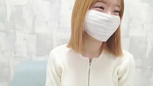 LOVE MOMO LOVE online show from 1, 2, 2026