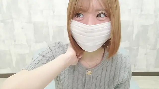 Snapshot of LOVE_MOMO_LOVE chatting on 21, 4, 2026 LOVE MOMO LOVE online show from 21, 4, 2026