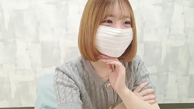 Snapshot of LOVE_MOMO_LOVE chatting on 23, 5, 2026 LOVE MOMO LOVE online show from 23, 5, 2026