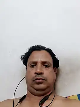 Snapshot of Raj1043 chatting on 4, 2, 2025 Raj1043 online show from 4, 2, 2025