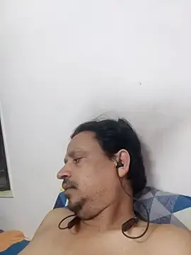 Snapshot of Raj1043 chatting on 4, 1, 2025 Raj1043 online show from 4, 1, 2025