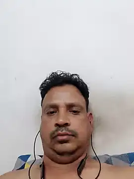 Snapshot of Raj1043 chatting on 9, 2, 2025 Raj1043 online show from 9, 2, 2025