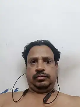 Snapshot of Raj1043 chatting on 6, 1, 2025 Raj1043 online show from 6, 1, 2025