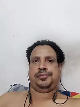 Snapshot of Raj1043 chatting on 29, 12, 2024 Raj1043 online show from 29, 12, 2024